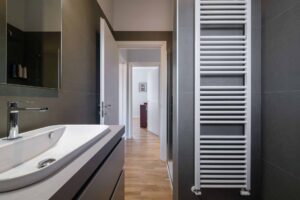 Bagno dopo la ristrutturazione di Caterino Costruzioni