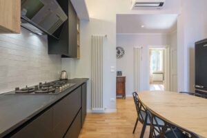 Cucina dopo la ristrutturazione di Caterino Costruzioni